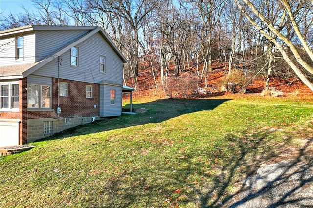 920 Wilton Way, Crafton Heights, PA 15220