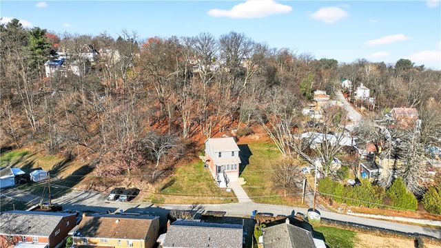 920 Wilton Way, Crafton Heights, PA 15220