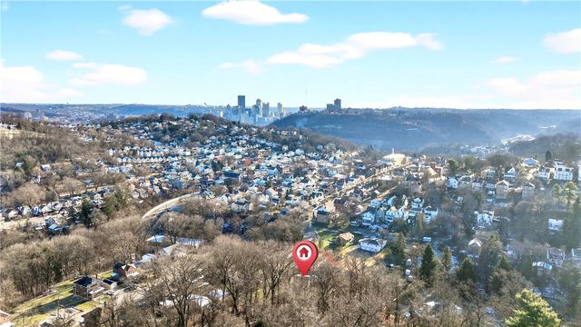 920 Wilton Way, Crafton Heights, PA 15220