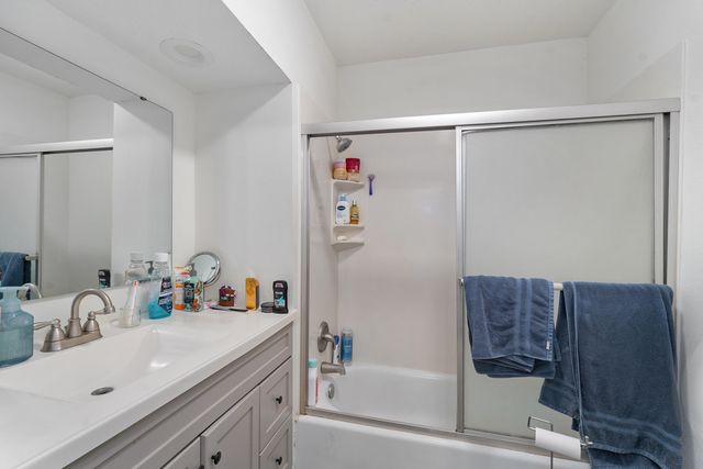 2546 W Elm Street, Springfield, MO 65806