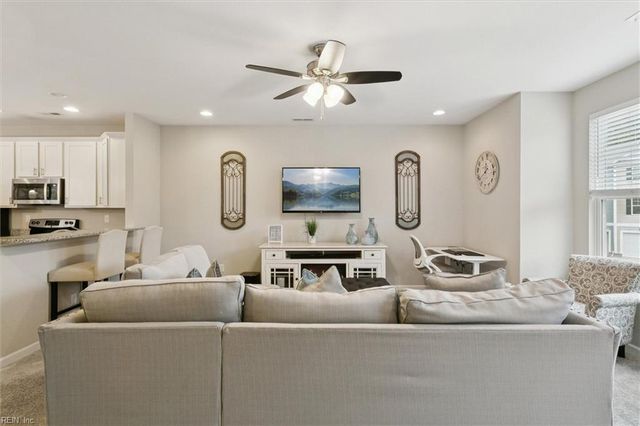 402 Prosperity CT, Williamsburg, VA 23188