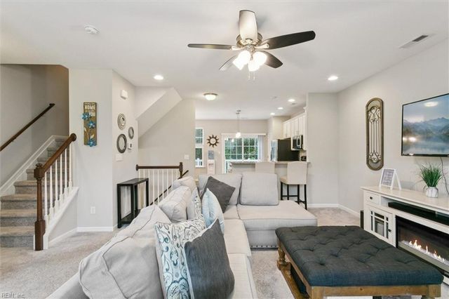 402 Prosperity CT, Williamsburg, VA 23188