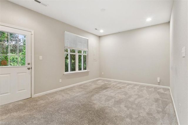 402 Prosperity CT, Williamsburg, VA 23188