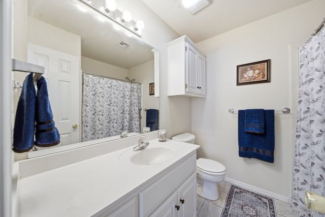 2310 S Hickory Street, Sapulpa, OK 74066