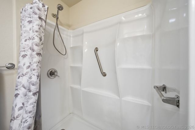 2310 S Hickory Street, Sapulpa, OK 74066