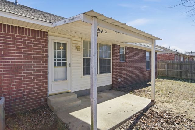2310 S Hickory Street, Sapulpa, OK 74066