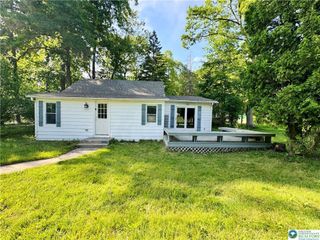 998 Newichawnoe Street, Moore Twp, PA 18014
