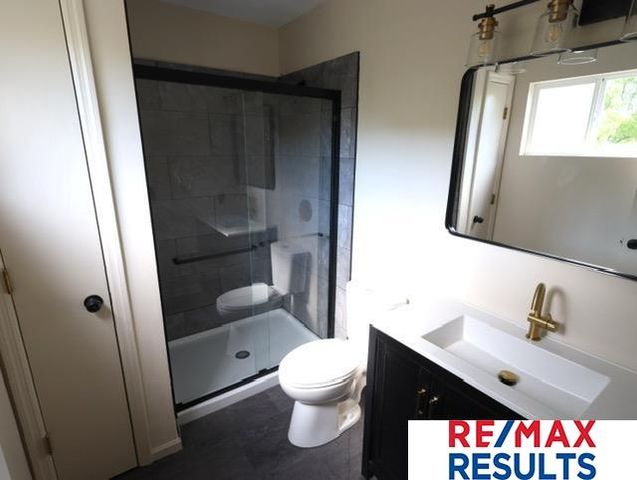 3018 N 155 Avenue, Omaha, NE 68116