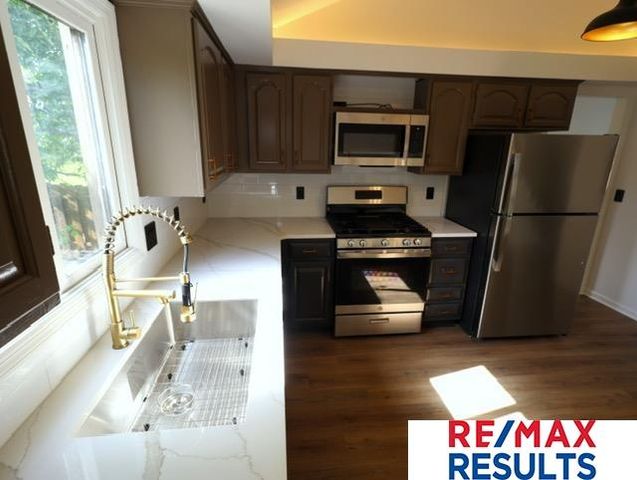 3018 N 155 Avenue, Omaha, NE 68116