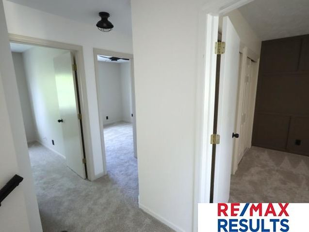 3018 N 155 Avenue, Omaha, NE 68116