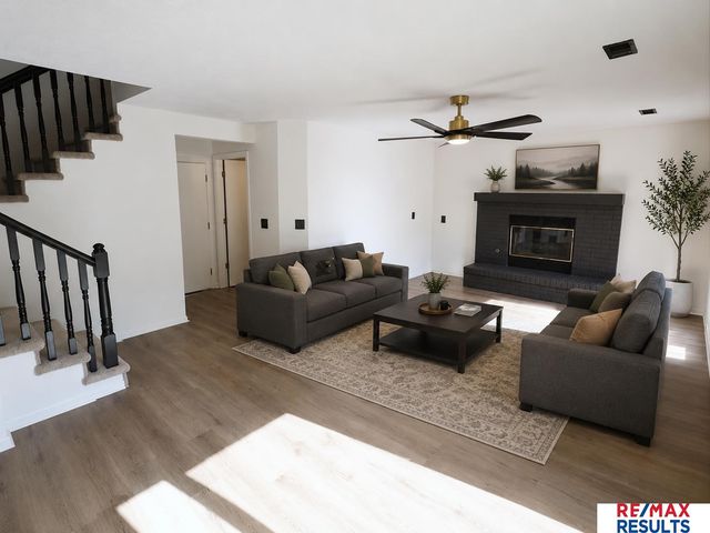 3018 N 155 Avenue, Omaha, NE 68116