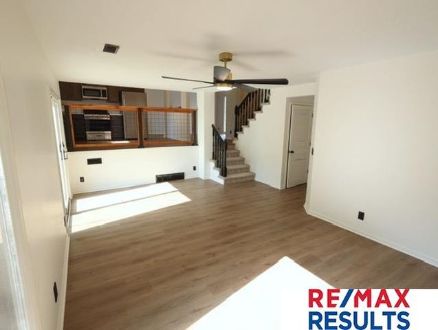 3018 N 155 Avenue, Omaha, NE 68116