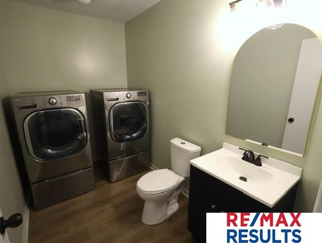 3018 N 155 Avenue, Omaha, NE 68116