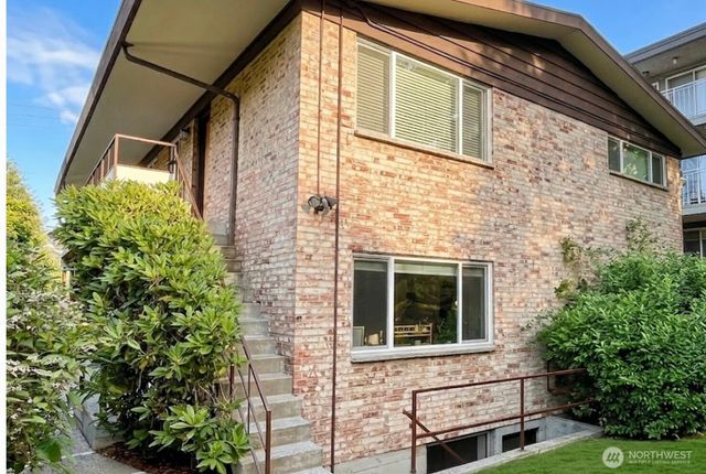 6746 24th Avenue NW, Seattle, WA 98117
