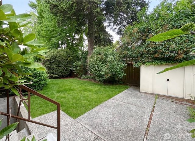 6746 24th Avenue NW, Seattle, WA 98117