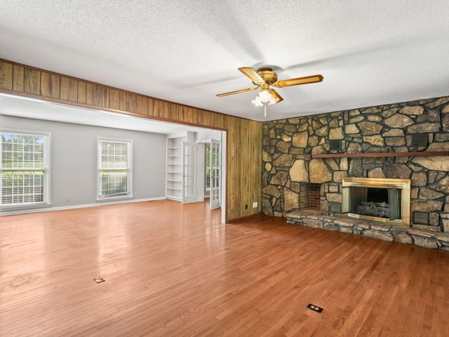 109 Carter Farris Ln, Winchester, TN 37398