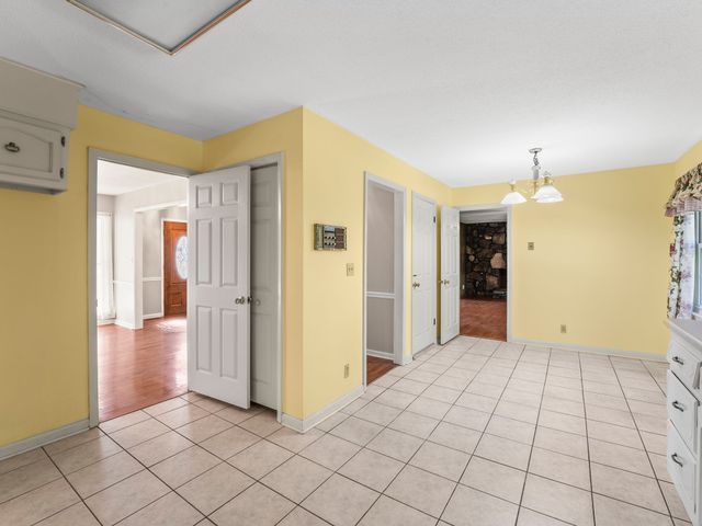 109 Carter Farris Ln, Winchester, TN 37398