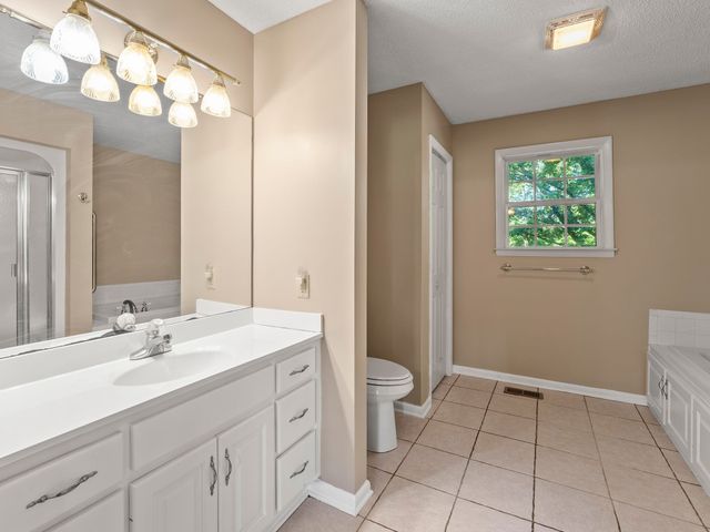 109 Carter Farris Ln, Winchester, TN 37398