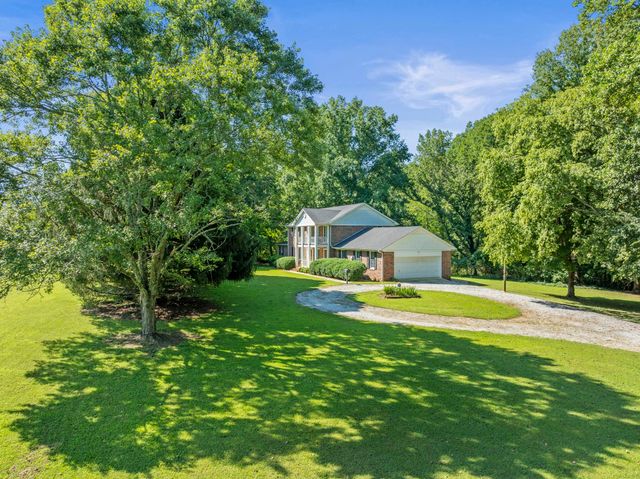 109 Carter Farris Ln, Winchester, TN 37398