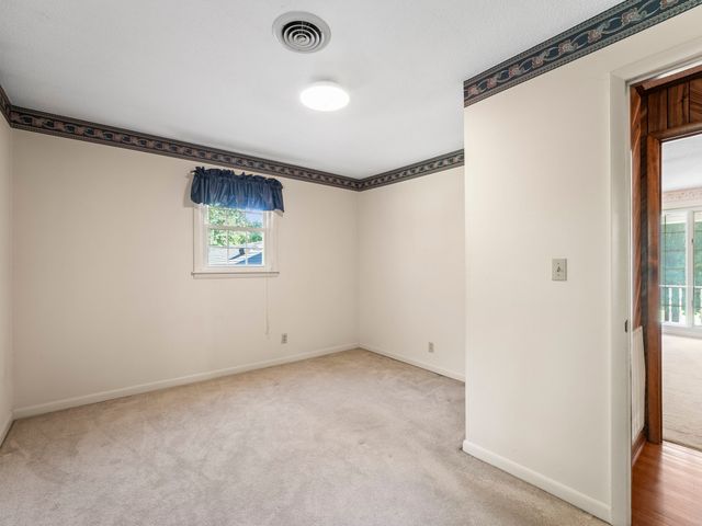 109 Carter Farris Ln, Winchester, TN 37398