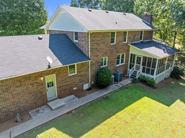 109 Carter Farris Ln, Winchester, TN 37398