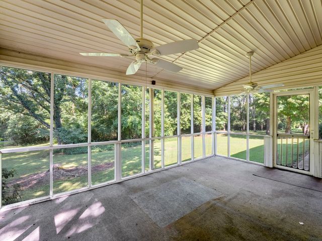 109 Carter Farris Ln, Winchester, TN 37398