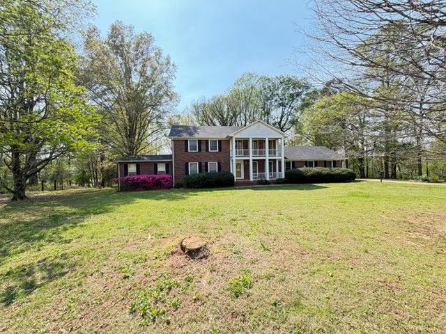 109 Carter Farris Ln, Winchester, TN 37398