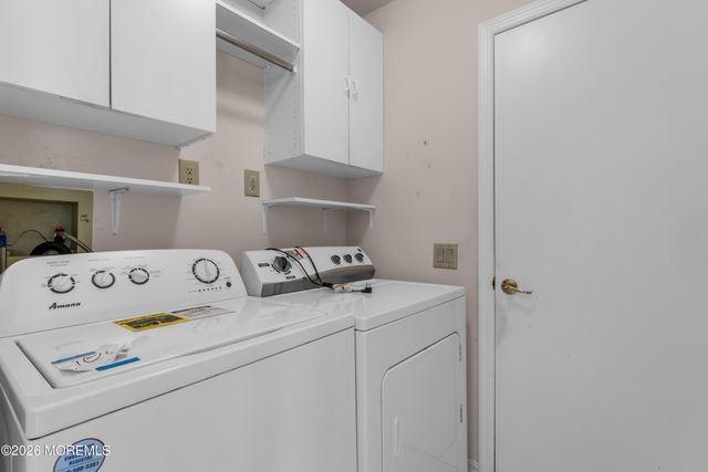 32 Prado Court, Toms River, NJ 08757