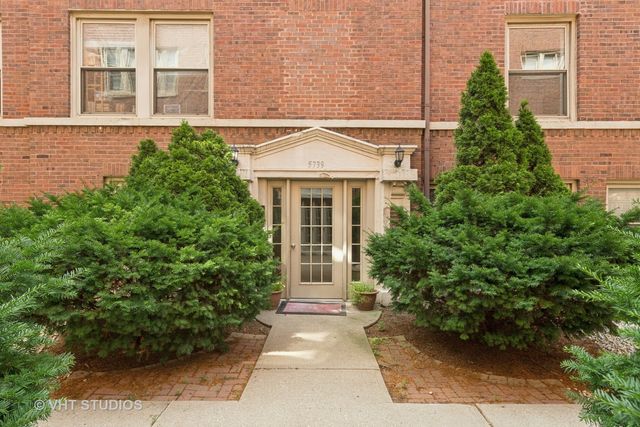 5739 N Ridge Avenue 1W, Chicago, IL 60660