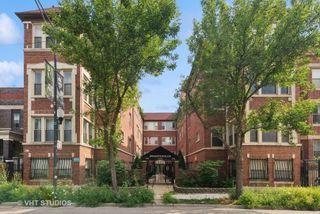 5739 N Ridge Avenue 1W, Chicago, IL 60660