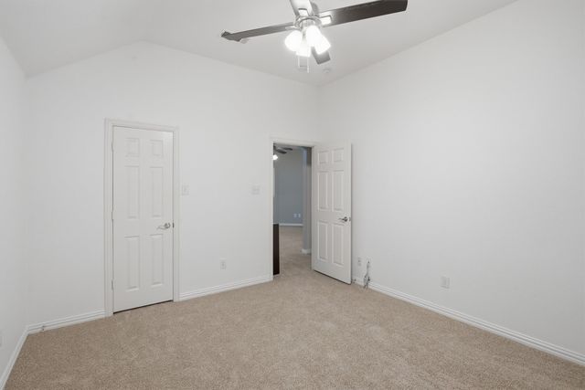 328 Tioga Street, Burleson, TX 76028