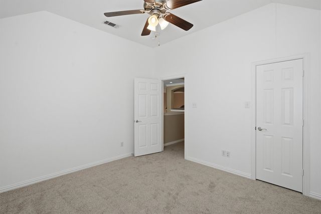 328 Tioga Street, Burleson, TX 76028