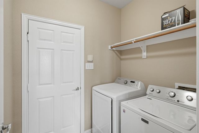 328 Tioga Street, Burleson, TX 76028