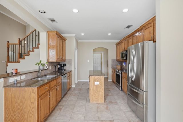 328 Tioga Street, Burleson, TX 76028