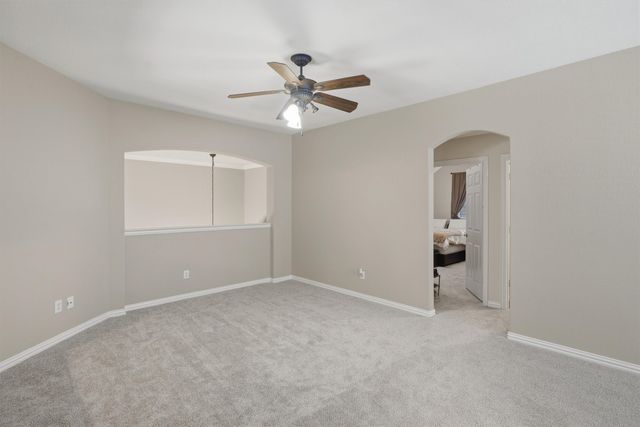328 Tioga Street, Burleson, TX 76028