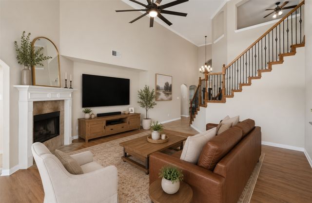 328 Tioga Street, Burleson, TX 76028
