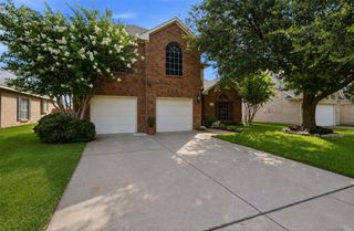 328 Tioga Street, Burleson, TX 76028