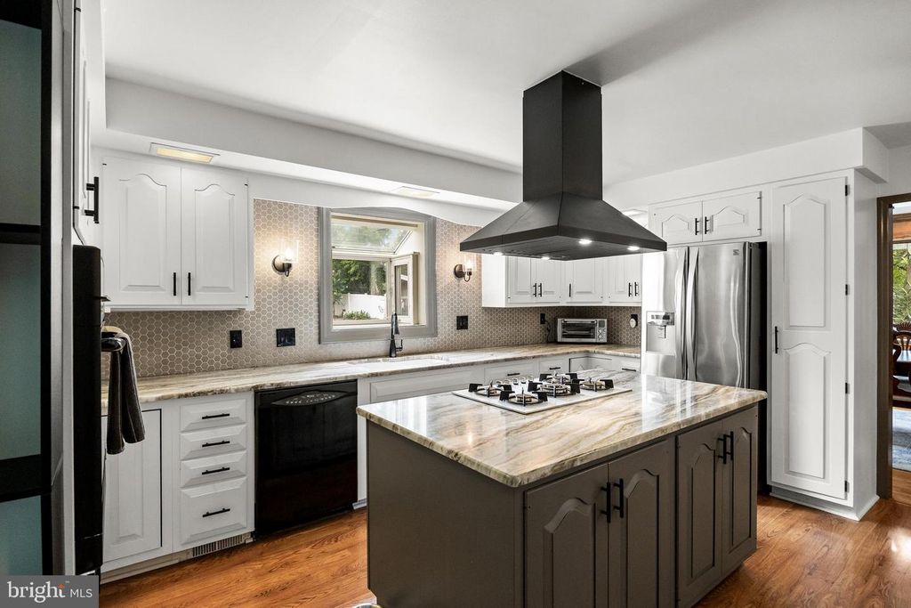 52 SUNSET DR, MOUNT HOLLY, NJ 08060 — photo 4