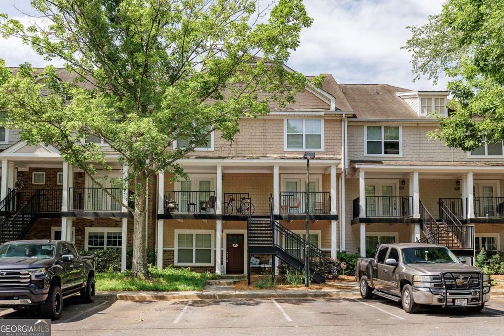 1035 Barnett Shoals Road 626, Athens, GA 30605