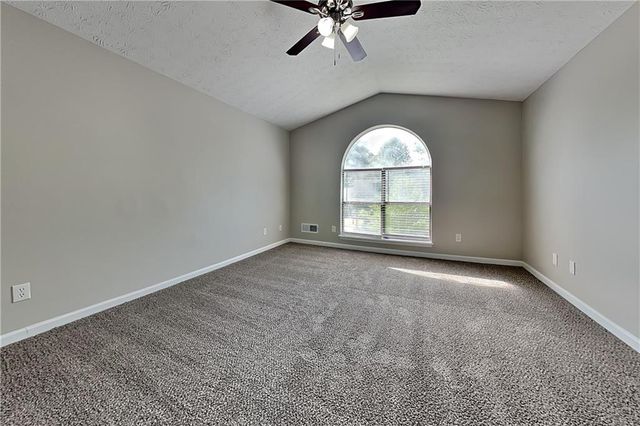 548 Julius Drive, Stone Mountain, GA 30087