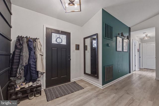 56 BLESSED LN, Woodstock, VA 22664
