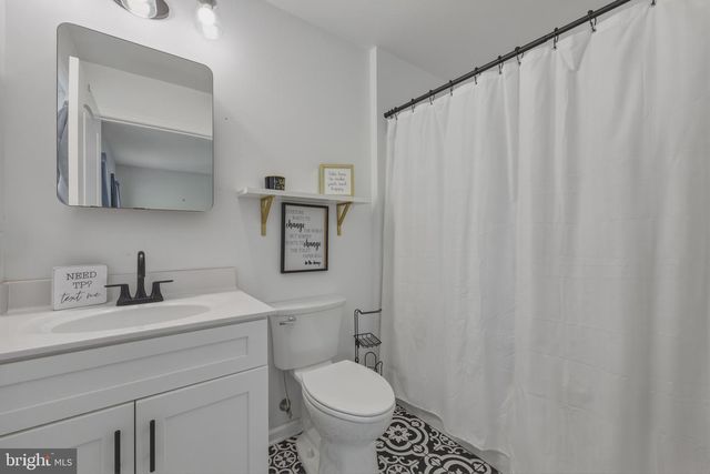 56 BLESSED LN, Woodstock, VA 22664