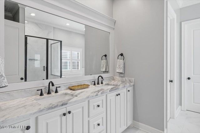 342 Royal Pond Circle, Flowood, MS 39232