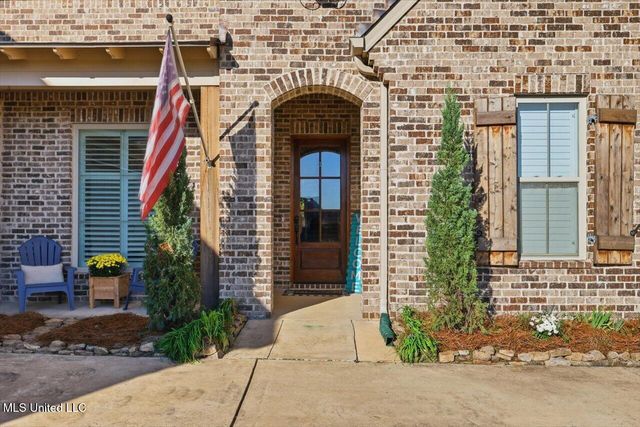 342 Royal Pond Circle, Flowood, MS 39232