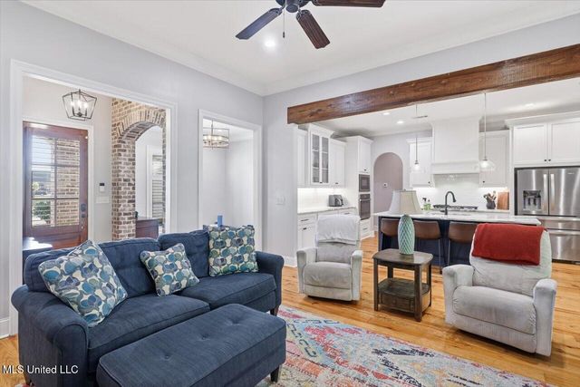 342 Royal Pond Circle, Flowood, MS 39232