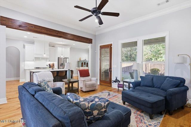 342 Royal Pond Circle, Flowood, MS 39232