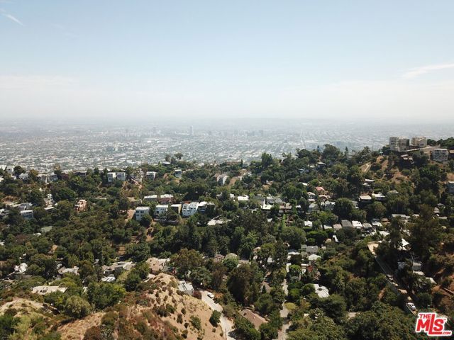 2072 N Lewis Terrace, Los Angeles, CA 90046