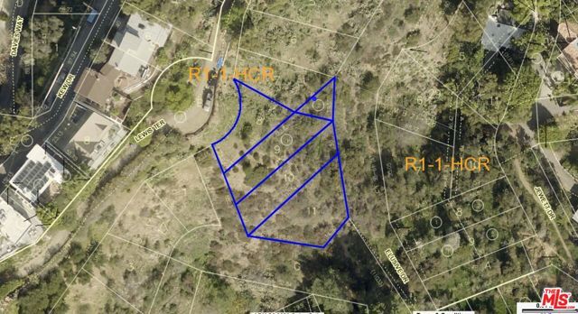 2072 N Lewis Terrace, Los Angeles, CA 90046