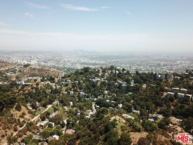 2072 N Lewis Terrace, Los Angeles, CA 90046