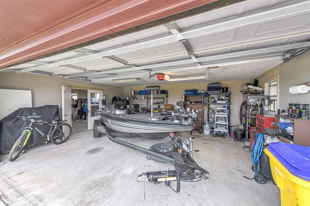 1181 Schmidt Road, Sealy, TX 77474
